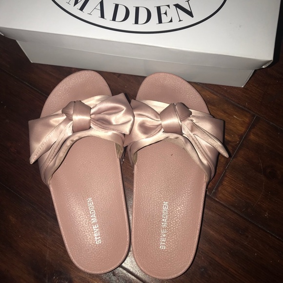 Steve Madden Silky Pink Slide Sandals - Picture 2 of 4